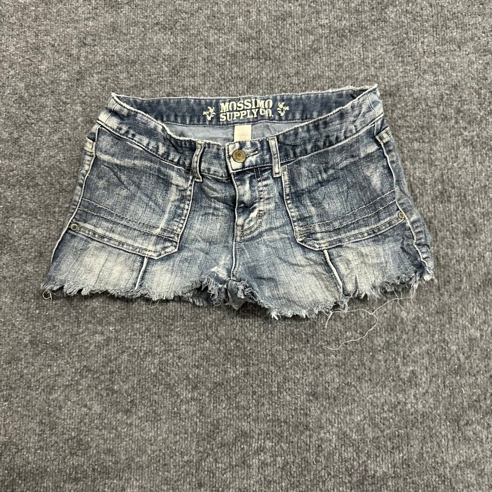 Mossimo Shorts Womens Size 7 Blue Denim Low Rise Raw Hem Cutoff Casual 6584